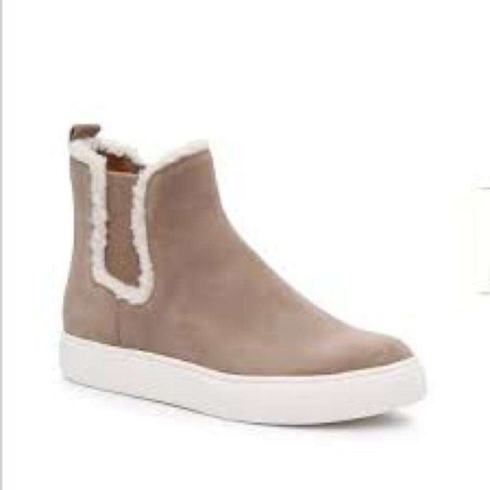 Lucky Brand Tan Suede Ankle Boots with White Fur Trim Sz 8.5